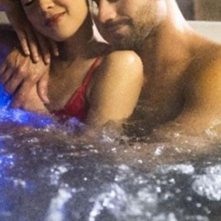 Jacuzzi Massage Sur Rdv,Duo,Reiki,Californien, Reflexologie Plantaire, Et Bouteille Mousseux Offerte Bed & Breakfast Ferolles Exterior photo
